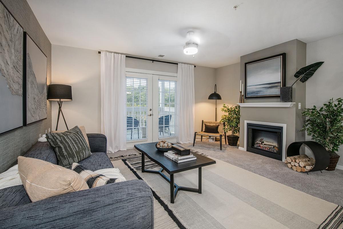 Lenox West Luxury Apartments Apartments in Shawnee, KS