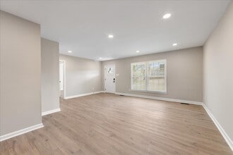 Building Photo - 4700 Walden Ct