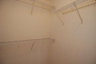 Interior Photo - Lexington Park