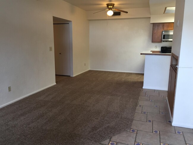 Building Photo - 7972 E Colette Cir