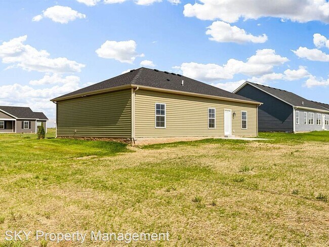 Building Photo - 4 br, 2 bath House - 615 St. George Way