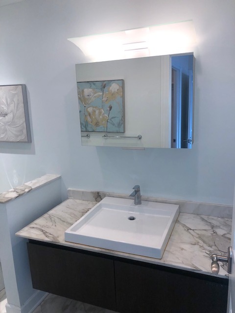 Baño privado - 1300 N Lake Shore Dr