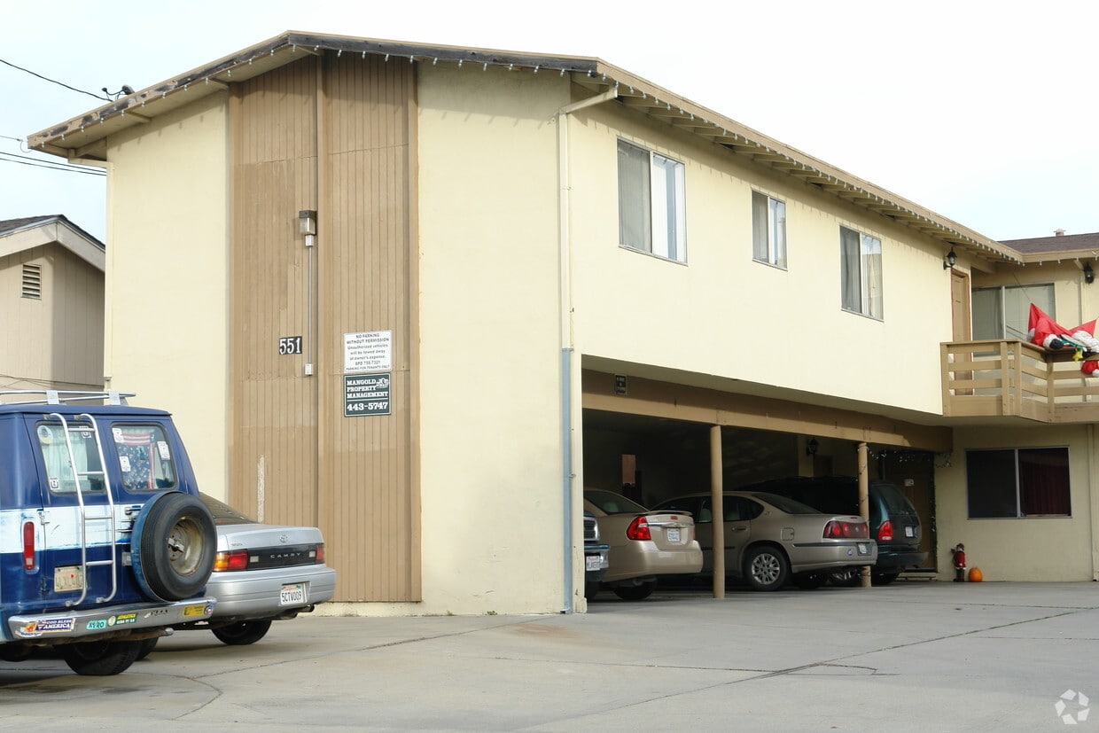 Building Photo - 551 Santa Maria St