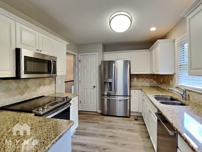 Building Photo - 103 Creekside Dr
