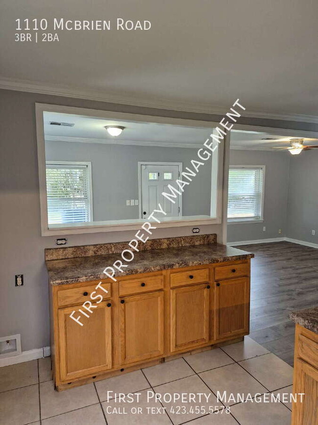 Foto del edificio - 1110 McBrien Rd