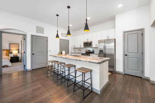 Building Photo - Ebbtide Villas and Flats