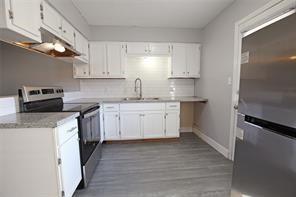 Foto del edificio - 102 Oakdale Ct
