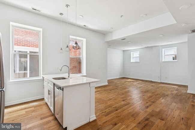 Foto del edificio - 2529 Frankford Ave
