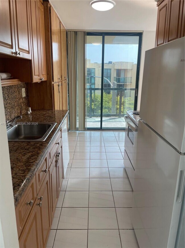 Foto del edificio - 11780 SW 18th St
