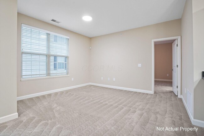 Foto del edificio - 5167 Monterey Pine Ln