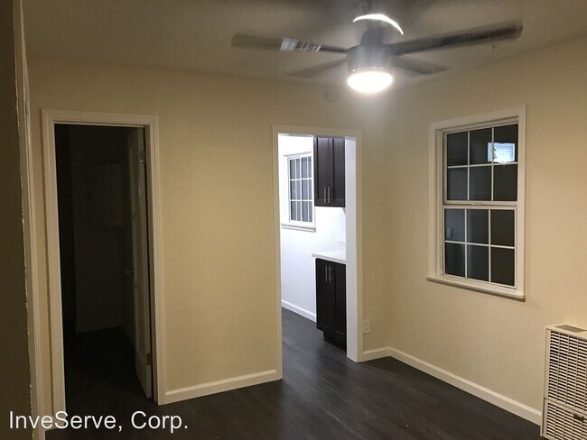 Foto del edificio - 2117 Kent St