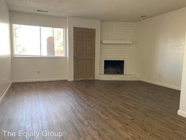 Foto del edificio - 111 S Peppertree St