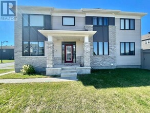 Building Photo - 600 Cygnus St