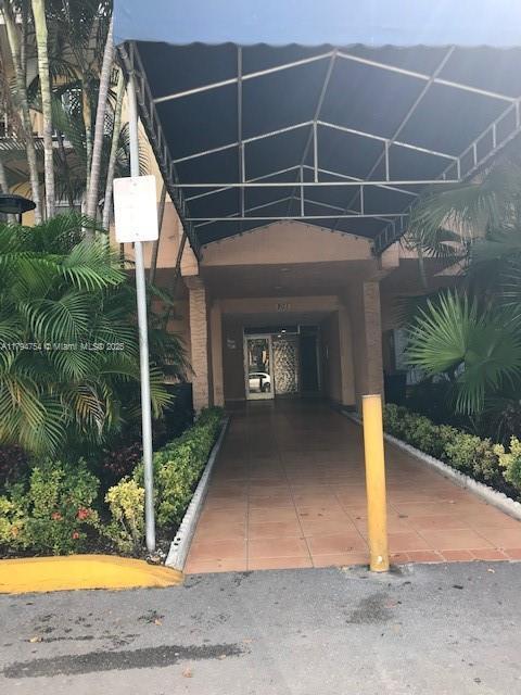 Foto del edificio - 801 NW 47th Ave
