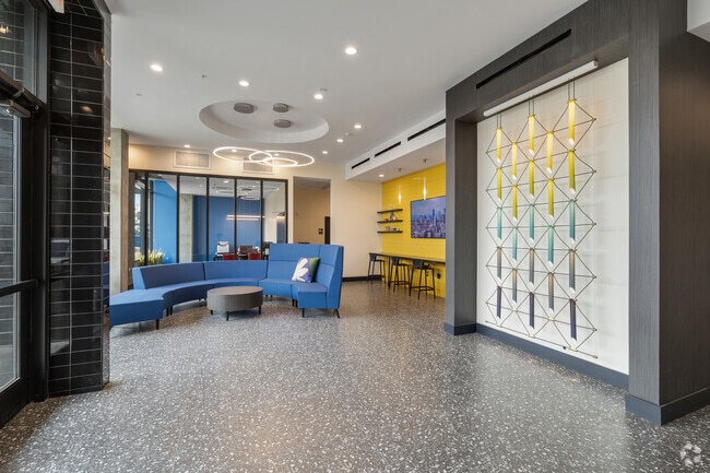 Interior Photo - Kelvin