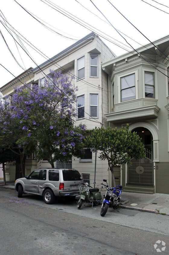 Primary Photo - 69-73 Lapidge St