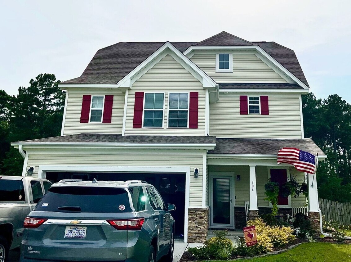 Primary Photo - 309 Merrick Way
