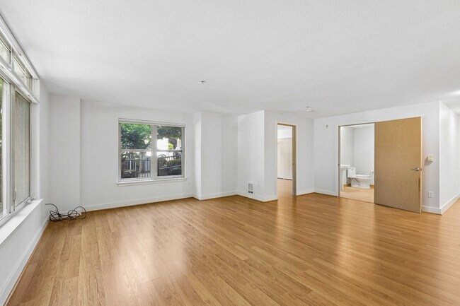 Foto del edificio - 1620 Belmont Ave