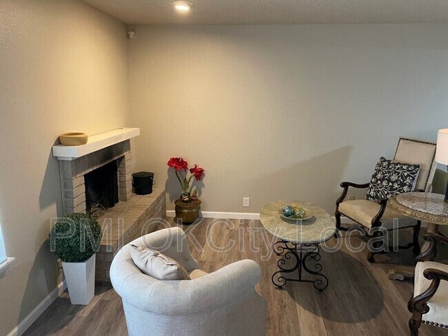 Building Photo - 9769 Hefner Village Boulevard