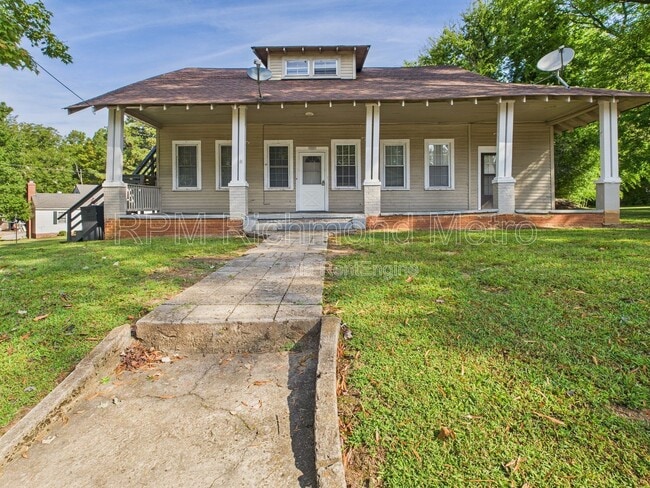 Building Photo - 803 2nd Ave