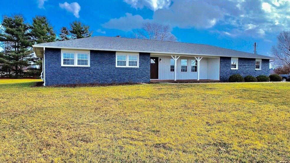 Primary Photo - 3380 Tschopp Rd NE