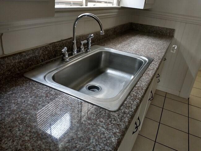 Foto del edificio - 852 34th St