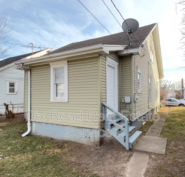 Photo - 2107 Queen Ave House