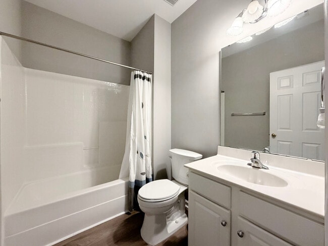 Building Photo - 10483 Dapping Dr