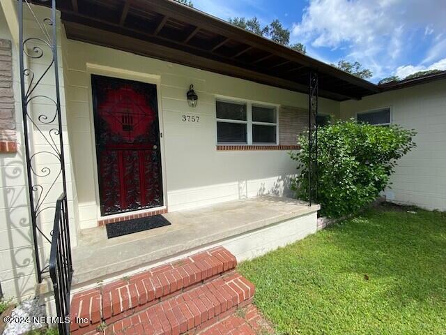 Building Photo - 3757 Coronado Rd