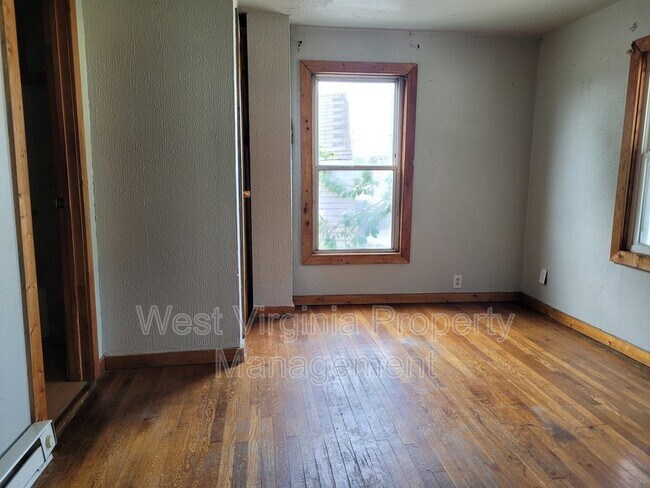 Foto del edificio - 606 21st St W