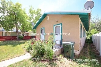 Building Photo - 517 N 14th Ave