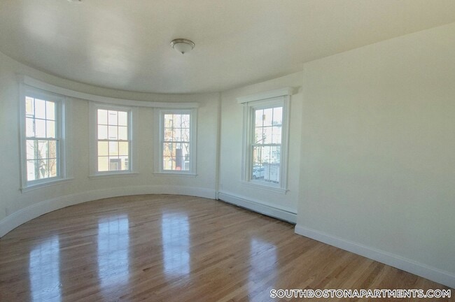 Building Photo - 501 E Broadway