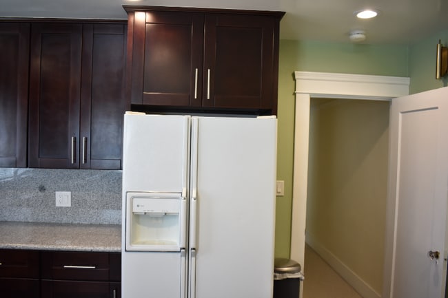 Photo - 917 Grand Ave Apartment