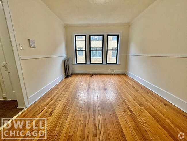 Building Photo - 2327 N Spaulding Ave