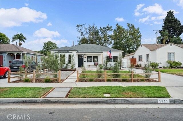Foto principal - 1111 W Maple Ave