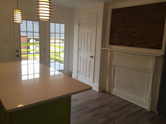 Foto del edificio - Modern 4 Bedroom, 2 Bathroom Rental in Sou...