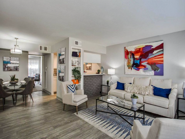 Foto del edificio - 2806 Greenridge Dr