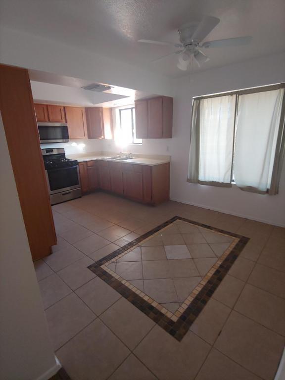 Foto del edificio - 2409 Southern Ave