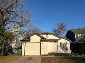 Building Photo - 14557 Robert I Walker Blvd