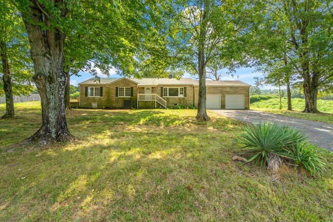 Foto del edificio - 7149 Hotchkiss Valley Rd E
