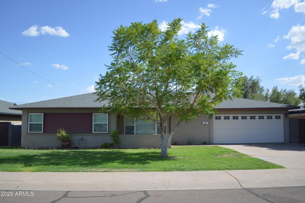 Foto principal - 6731 E Granada Rd