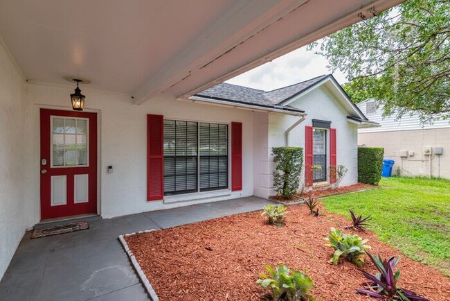 Move-in ready home in Tampa! photo'