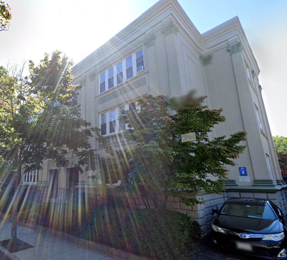 Primary Photo - 76 Egmont St