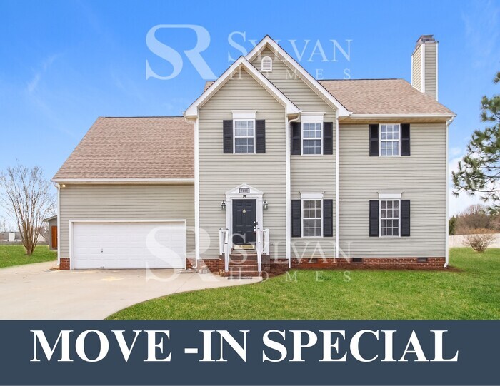 Primary Photo - Easy living in this 3 BR, 2.5 BA home
