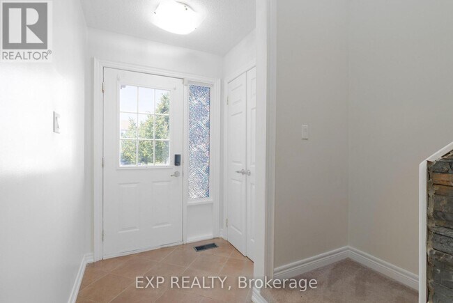 Photo du bâtiment - 192 Pickett Crescent