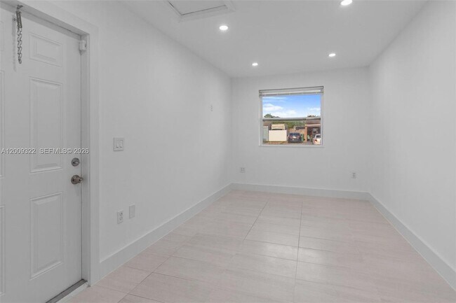 Foto del edificio - 1481 SW 49th Ave