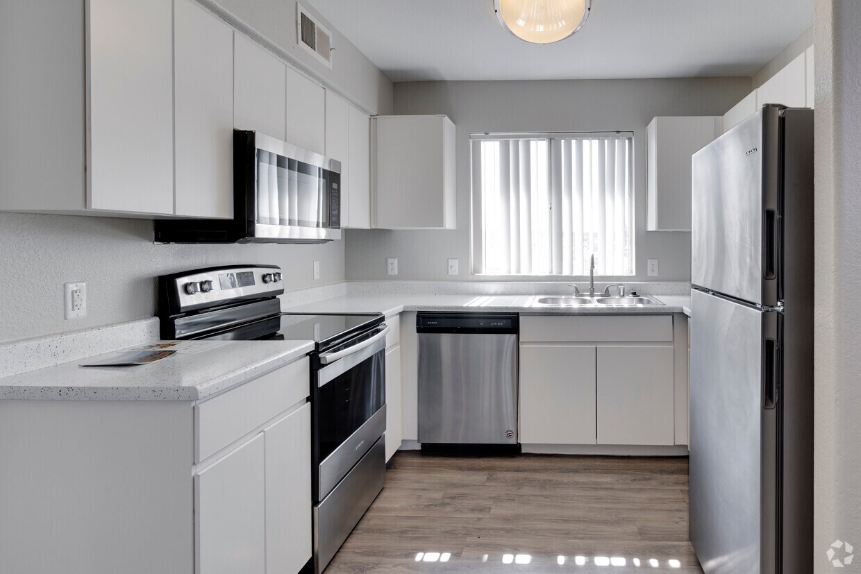 Agave Court - 125 N 18th St Phoenix, AZ - Apartments for Rent in Phoenix |  Apartments.com