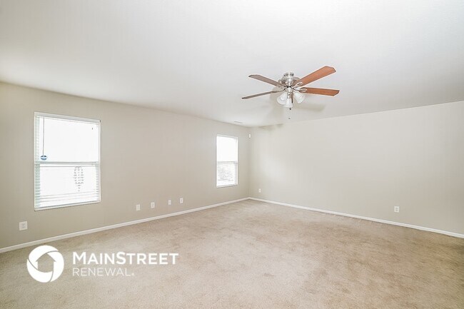 Foto del edificio - 5458 Fairway Forest Dr