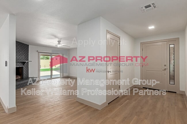 Building Photo - 7660 W Palmaire Ave