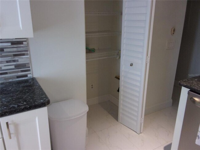 Foto del edificio - 132 E Cypress Ct